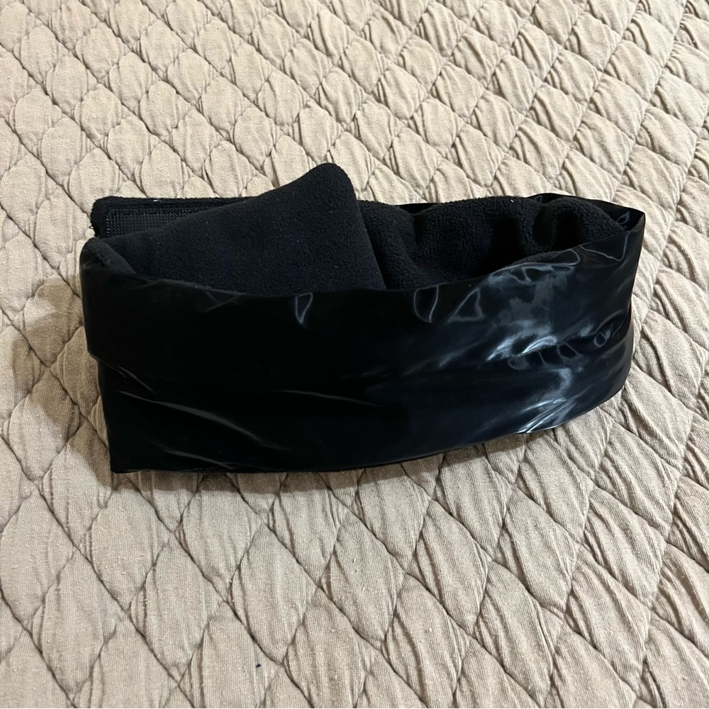 Rains headband